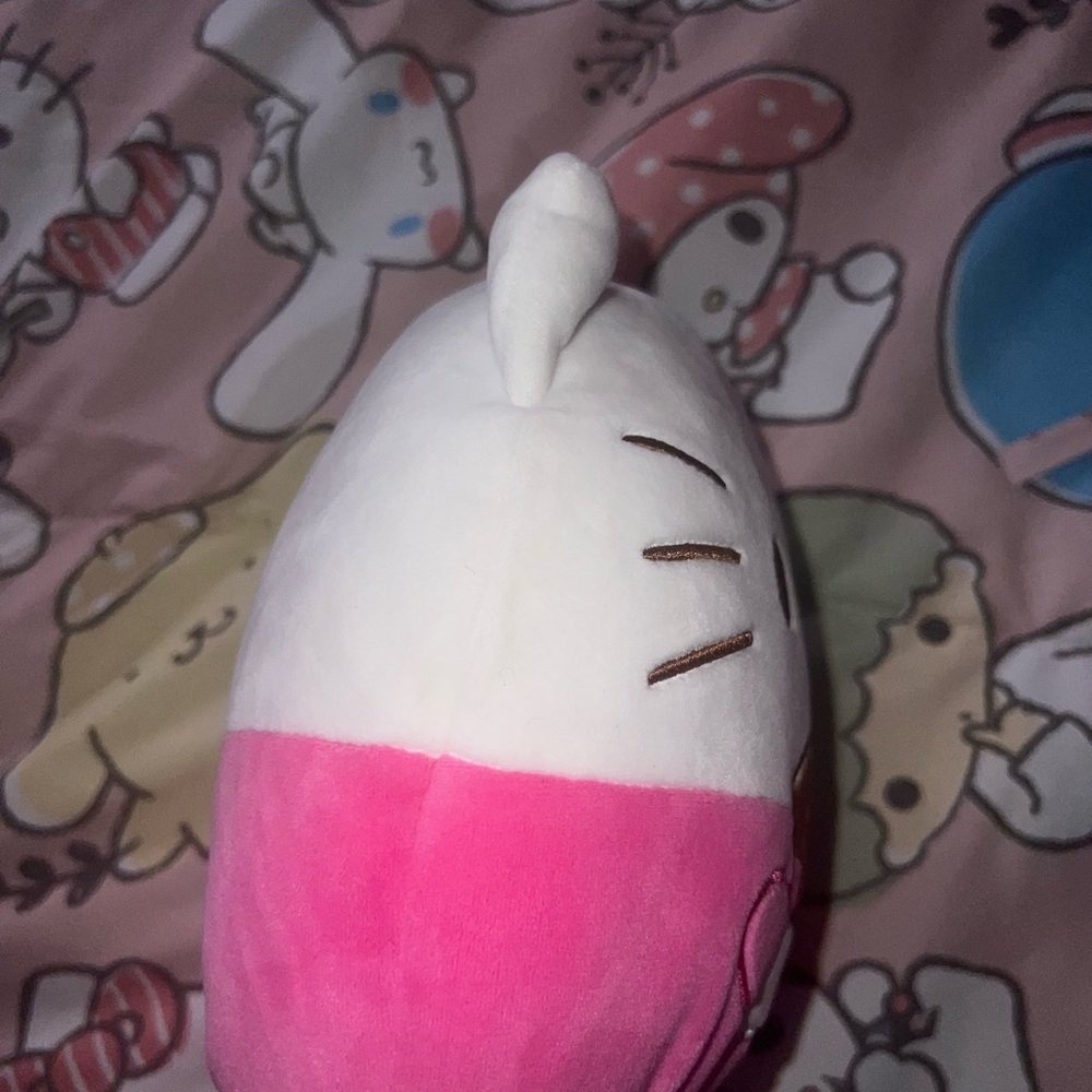 Hello kitty squishmallow - Picture 3 of 10